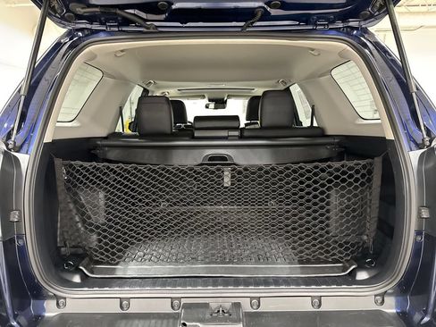 Used 2023 Toyota 4Runner TRD Off-Road Premium w/ Moonroof Package AWD/4WD image 25