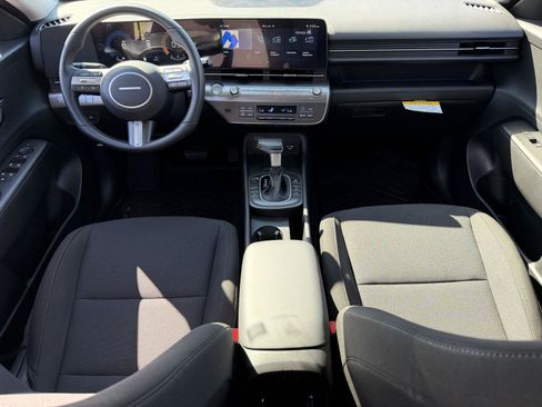Used 2026 Hyundai Kona SEL Sport FWD image 8