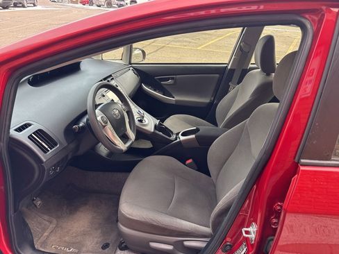 Used 2015 Toyota Prius Two image 14