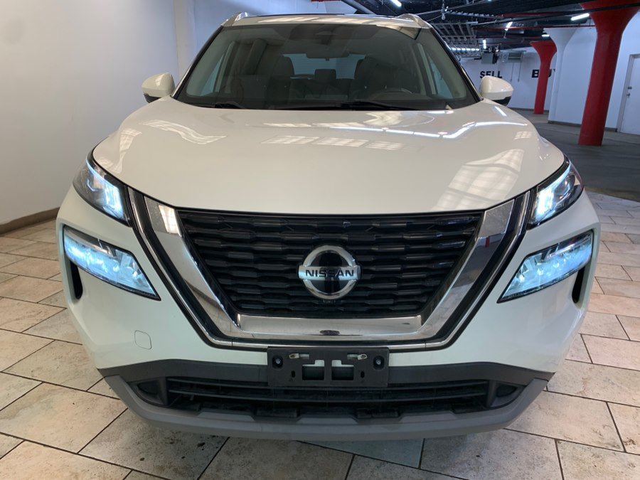 Used 2021 Nissan Rogue SV w/ Premium Package AWD/4WD image 3