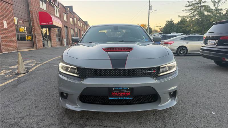 Used 2019 Dodge Charger GT RWD image 2