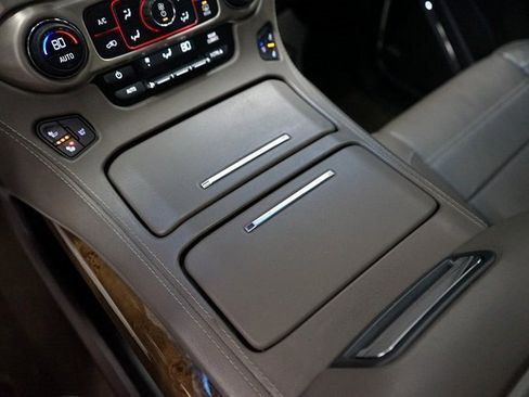 Used 2016 GMC Yukon Denali w/ Open Road Package image 43