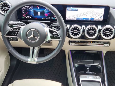 Used 2025 Mercedes-Benz GLA 250 image 19