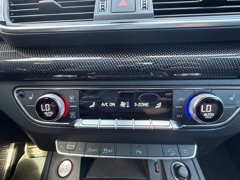 Used 2023 Audi SQ5 Premium Plus w/ Premium Plus Package image 27