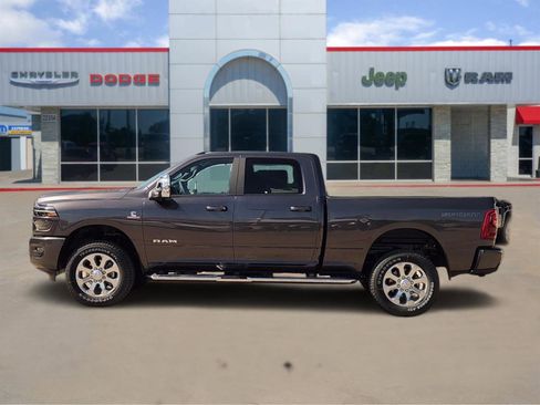 New 2026 RAM 2500 Laramie w/ Sport Appearance Package AWD/4WD image 3