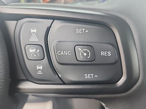 New 2026 Jeep Gladiator Sport AWD/4WD image 12