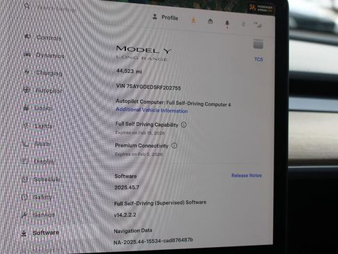 Used 2024 Tesla Model Y Long Range image 18