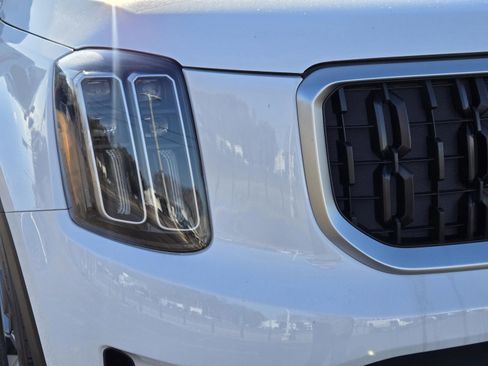 New 2025 Kia Telluride LX image 3
