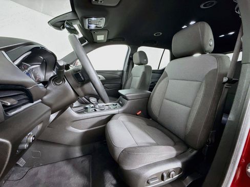 Used 2023 Chevrolet Traverse LT AWD/4WD image 21