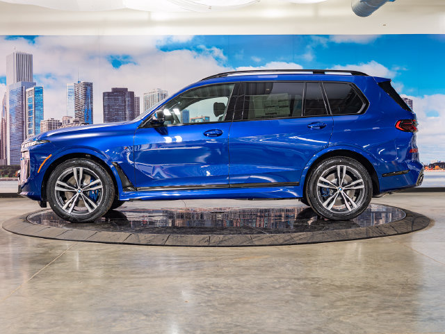 Used 2026 BMW X7 M60i w/ M Sport Professional Package AWD/4WD image 6