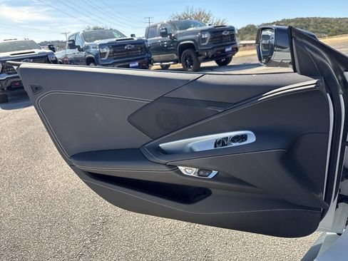 Used 2023 Chevrolet Corvette Stingray Coupe w/ 1LT image 17