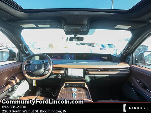 New 2025 Lincoln Navigator L Reserve image 21