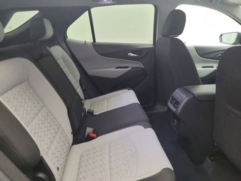 Used 2024 Chevrolet Equinox LT FWD image 19