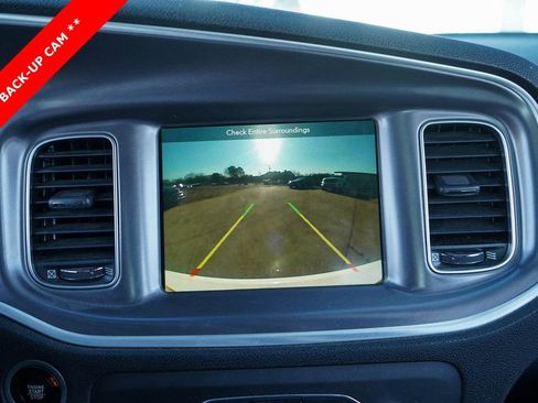 Used 2019 Dodge Charger GT image 9