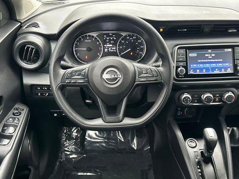 Used 2024 Nissan Kicks S image 12