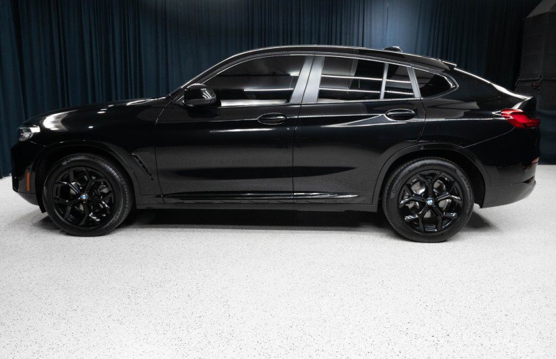 Used 2024 BMW X4 xDrive30i w/ Premium Package AWD/4WD image 8