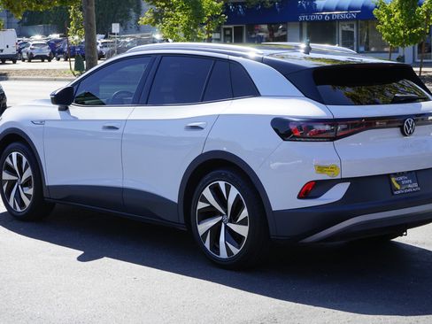 Used 2021 Volkswagen ID.4 1st Edition image 11