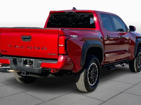 Used 2025 Toyota Tacoma TRD Off-Road image 12