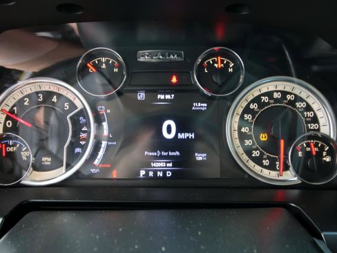 Used 2017 RAM 2500 Laramie image 28