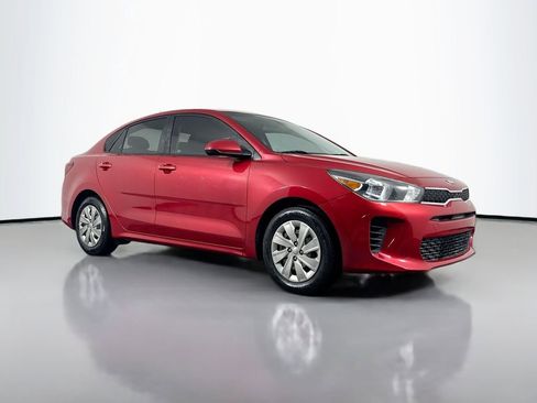 Used 2018 Kia Rio S image 3