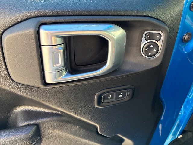 Used 2023 Jeep Wrangler Unlimited Sport AWD/4WD image 23