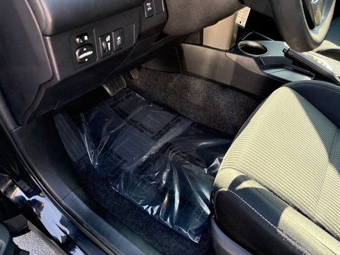 Used 2015 Toyota RAV4 XLE image 57