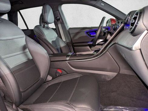 Certified 2025 Mercedes-Benz GLC 300 image 22