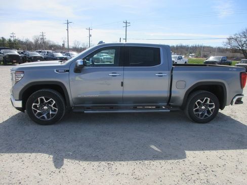 New 2026 GMC Sierra 1500 SLT image 10