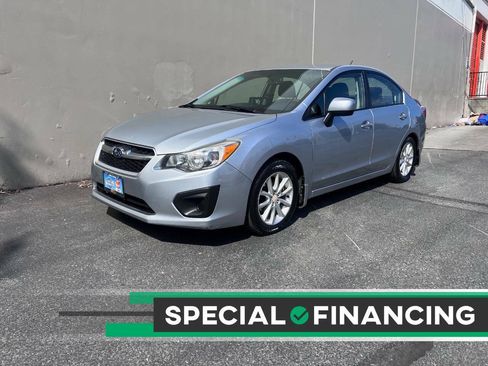 Used 2014 Subaru Impreza 2.0i Premium w/ All-Weather Package w/CVT AWD/4WD image 2