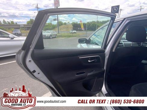 Used 2015 Nissan Altima 2.5 S w/ Power Driver Seat Package FWD image 11