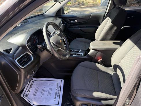Used 2018 Chevrolet Equinox LT image 12