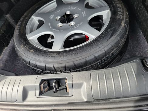 Used 2020 Ford Escape Titanium FWD image 40