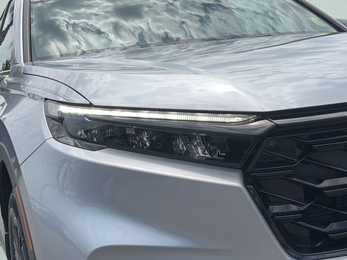 Used 2024 Honda CR-V Sport Touring image 9