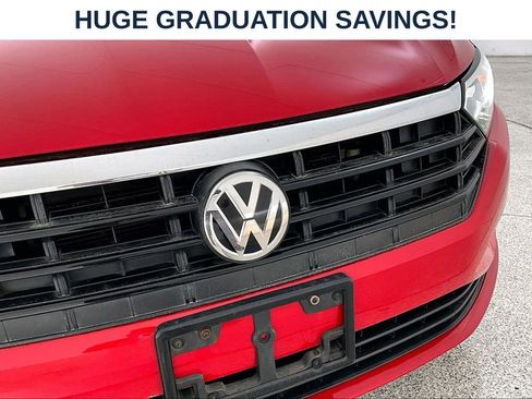 Used 2019 Volkswagen Jetta R-Line FWD image 34