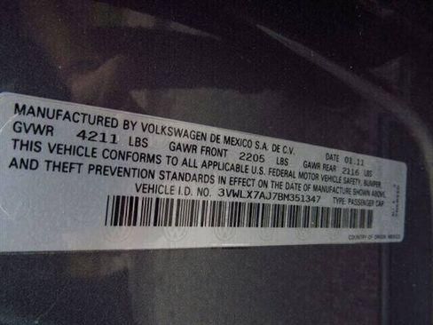 Used 2011 Volkswagen Jetta SEL FWD image 5