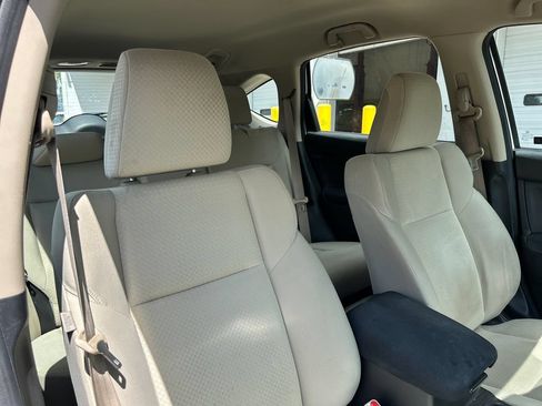 Used 2016 Honda CR-V LX image 12