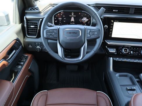 New 2026 GMC Sierra 2500 Denali Ultimate AWD/4WD image 21