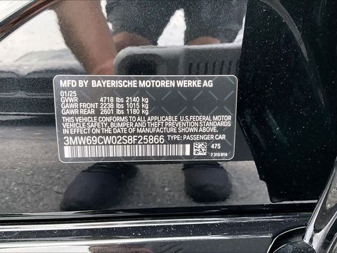 Certified 2025 BMW 330i Sedan RWD image 34