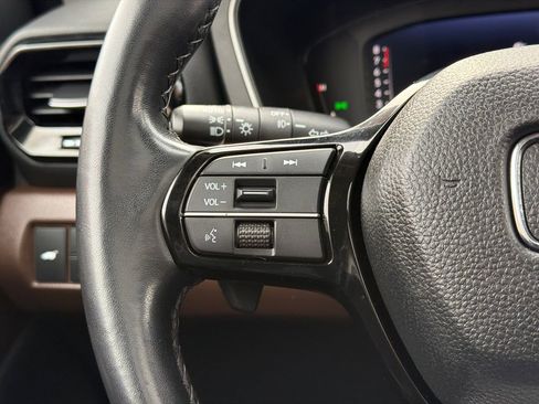 Used 2023 Honda Pilot Elite image 24