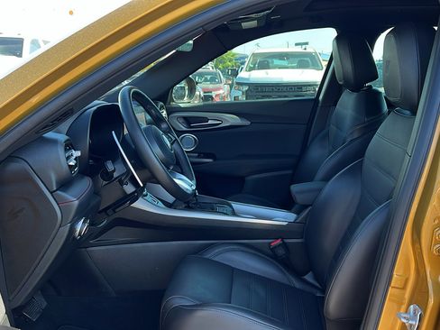 Used 2024 Dodge Hornet R/T Plus w/ Tech Pack Plus w/o Parking image 28