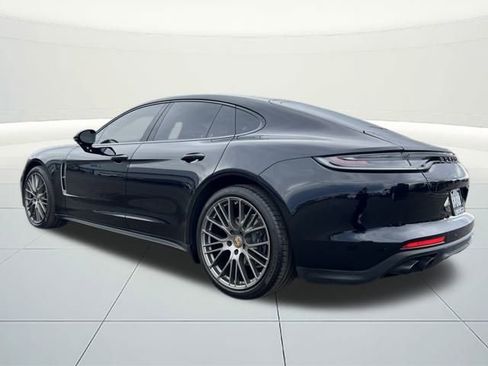 Used 2023 Porsche Panamera 4 Platinum Edition image 3