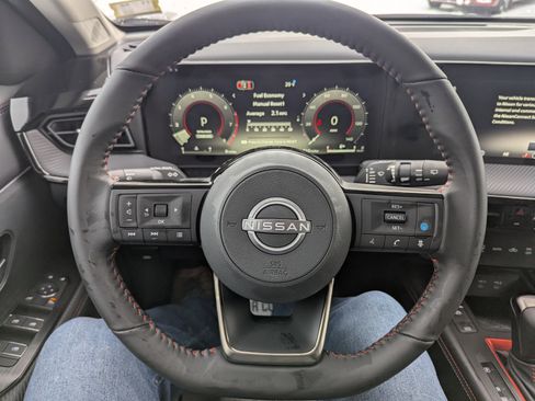 New 2026 Nissan Kicks SR w/ Cold Weather Package image 15