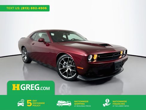Used 2022 Dodge Challenger GT RWD image 1