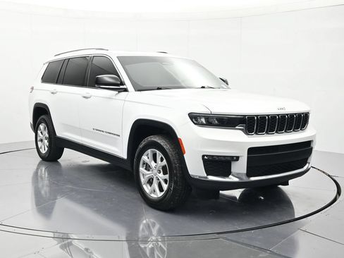 Used 2023 Jeep Grand Cherokee L Limited RWD image 3