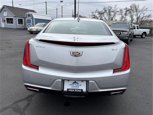 Used 2018 Cadillac XTS Premium Luxury image 4