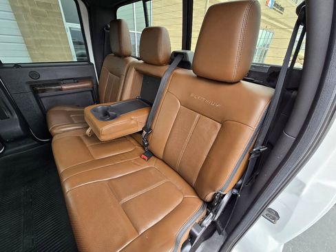 Used 2014 Ford F450 Platinum image 40