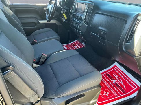 Used 2018 Chevrolet Silverado 1500 LT w/ All Star Edition image 20