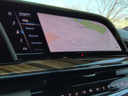 Certified 2022 Cadillac Escalade Sport Platinum w/ LPO, Floor Liner Package image 31