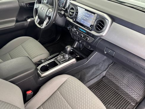 Used 2023 Toyota Tacoma SR5 AWD/4WD image 14