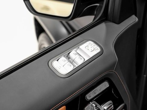 Used 2026 Mercedes-Benz G 63 AMG 4MATIC image 44